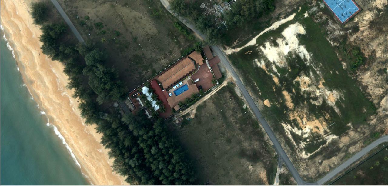 Alsafina Kijal Beach Resort & Restaurant Exterior photo